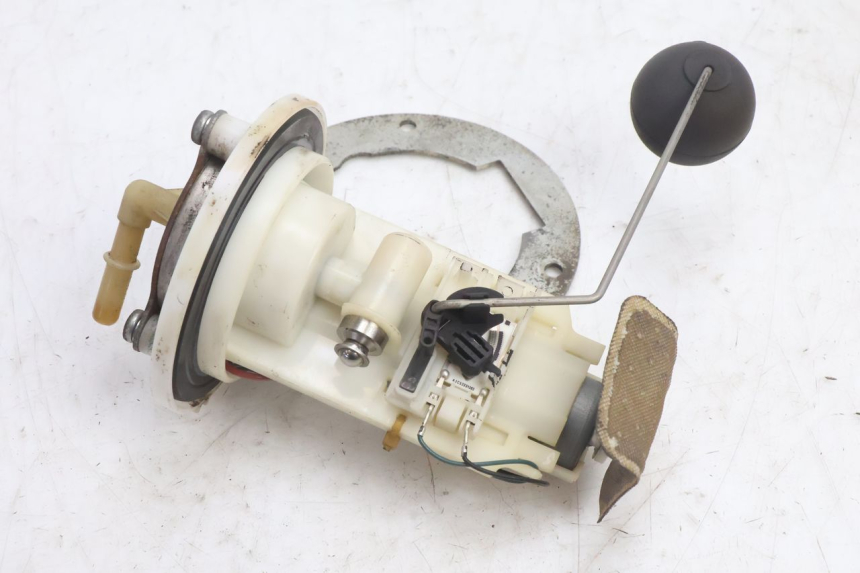 photo de FUEL PUMP PEUGEOT CITYSTAR 125 (2011 - 2017) - Markings and original references