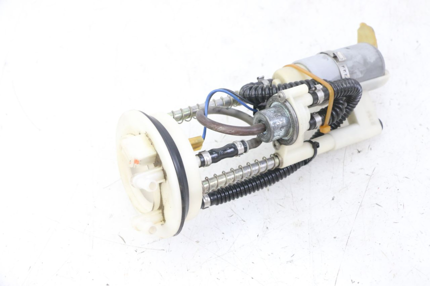 photo de FUEL PUMP PEUGEOT ELYSTAR 125 (2002 - 2007) - Zoom on usage condition
