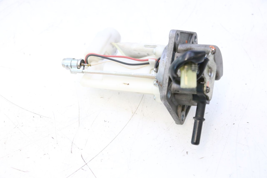 photo de FUEL PUMP KAWASAKI ER-6 ER6 N 650 (2005 - 2009) - Technical close-up