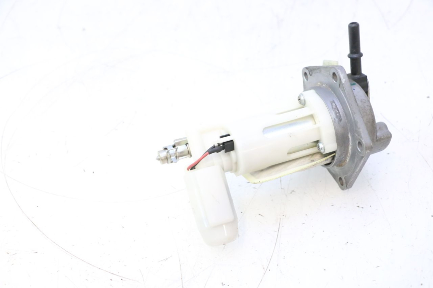 photo de FUEL PUMP KAWASAKI ER-6 ER6 N 650 (2005 - 2009) - Surface and material condition