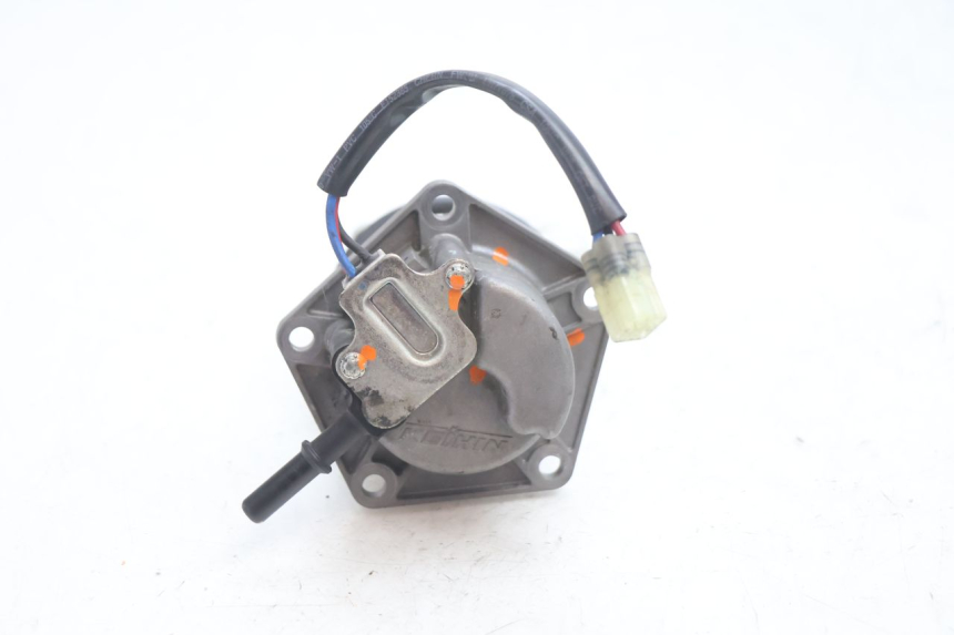photo de FUEL PUMP KAWASAKI ER-6 ER6 N 650 (2005 - 2009) - Technical close-up