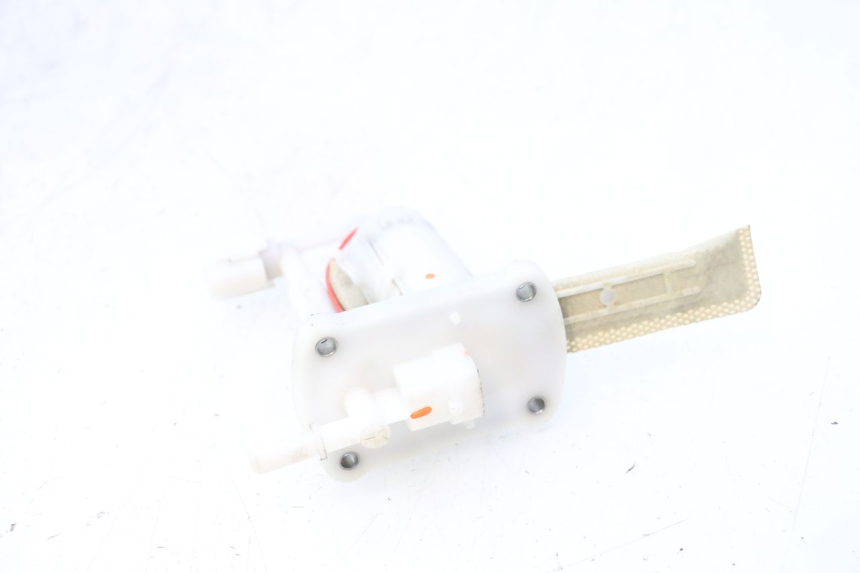 photo de FUEL PUMP JM MOTORS F45i 4T 50 (2020 - 2023) - Alternative perspective