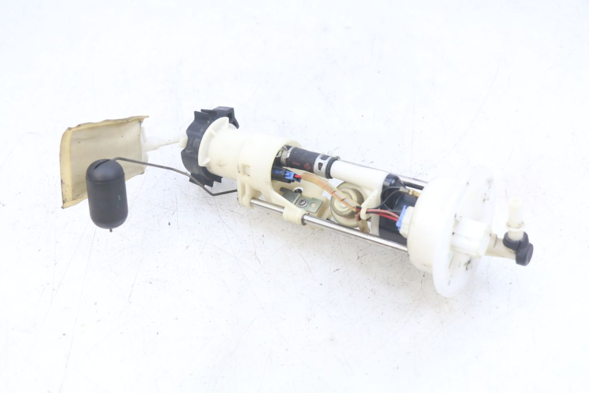 photo de FUEL PUMP HONDA FES PANTHEON 125 (2003 - 2007) - Technical close-up
