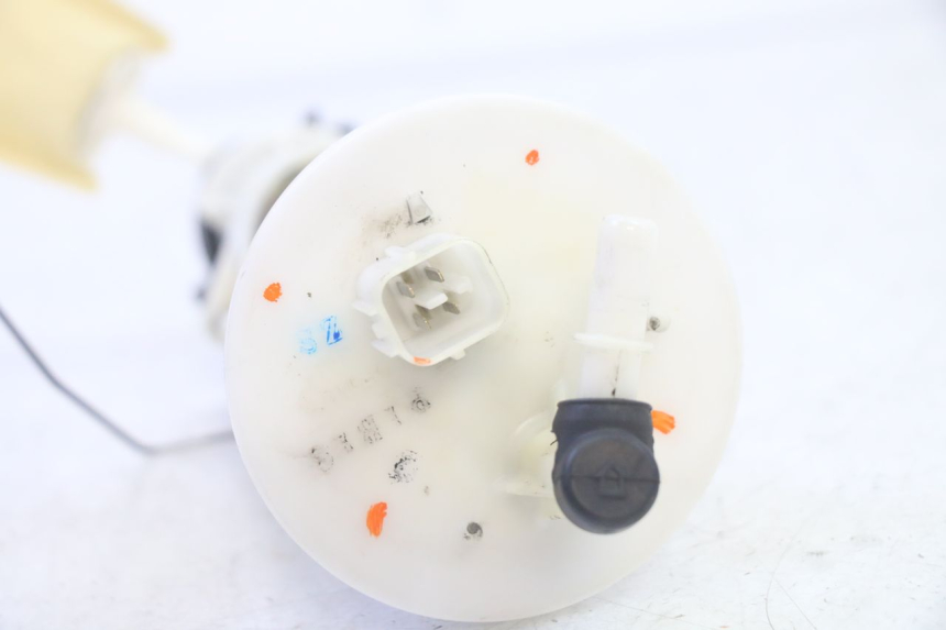 photo de FUEL PUMP HONDA FES S-WING SWING ABS 125 (2007 - 2015) - Technical close-up