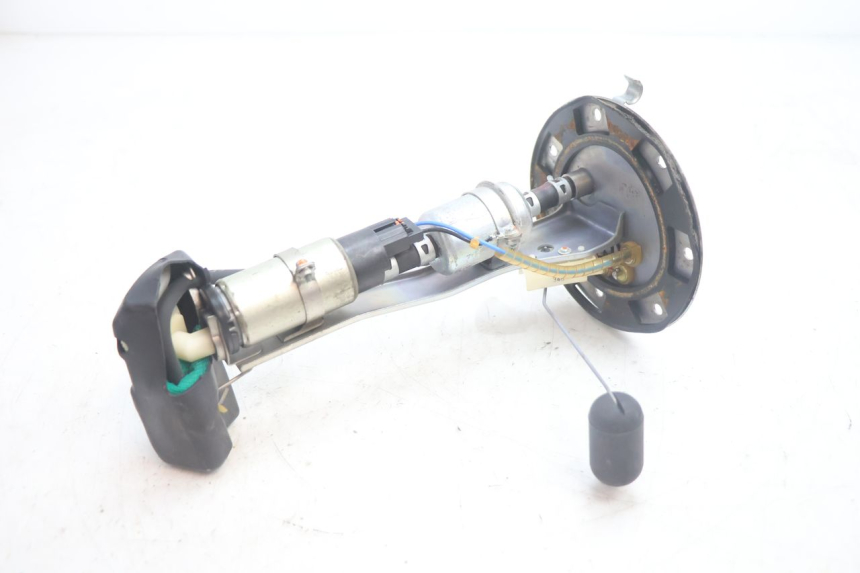 photo de FUEL PUMP HONDA FJS SILVER WING SILVERWING 400 (2005 - 2008) - Alternative perspective