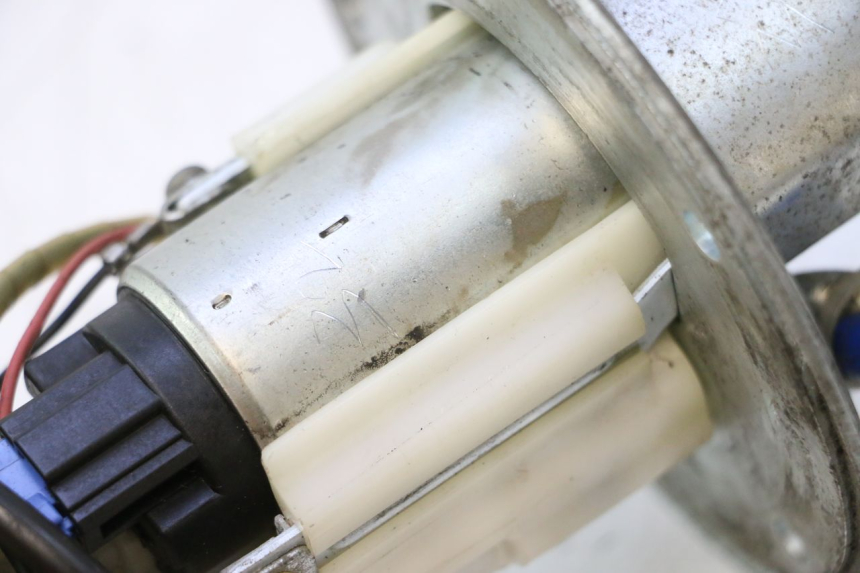 photo de FUEL PUMP SUZUKI GSR 600 (2005 - 2012) - Component detail