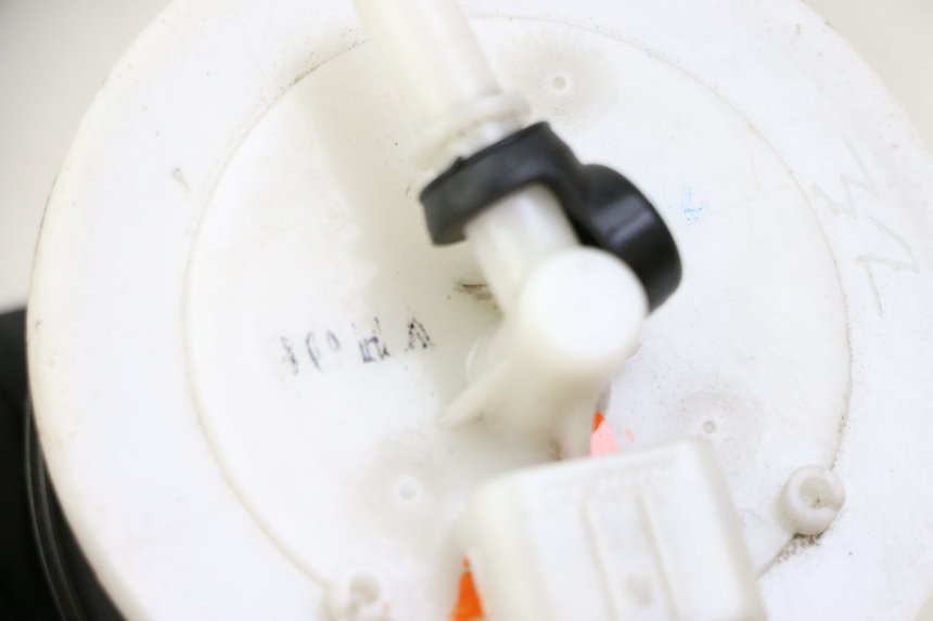 photo de FUEL PUMP HONDA PES PS I 125 (2006 - 2012) - Zoom on usage condition