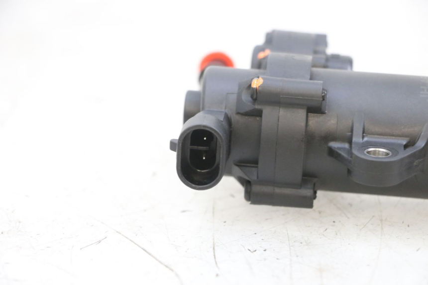 photo de FUEL PUMP PEUGEOT KISBEE 4T 50 (2018 - 2022) - Alternative perspective