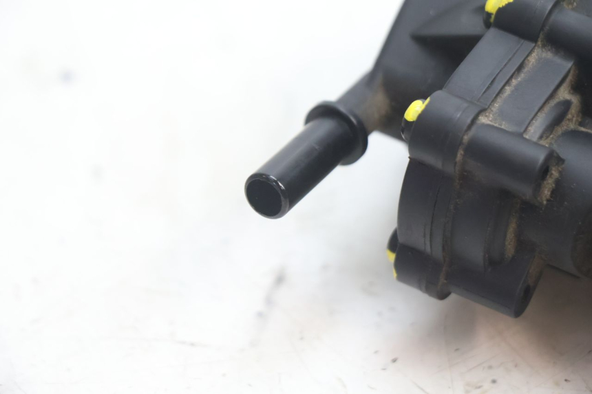 photo de FUEL PUMP PEUGEOT KISBEE 4T 50 (2018 - 2022) - Fixing points details
