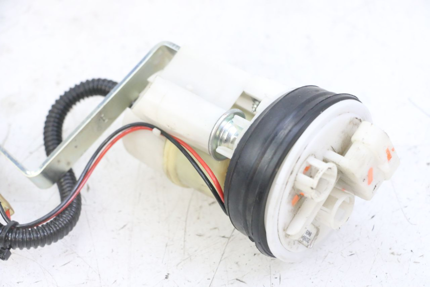 photo de FUEL PUMP PIAGGIO MP3 LT 300 (2010 - 2016) - Component zoom