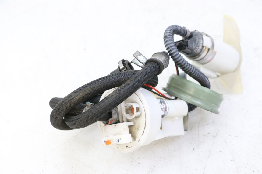 photo de FUEL PUMP PIAGGIO MP3 500 (2014 - 2017) - Detailed visual inspection