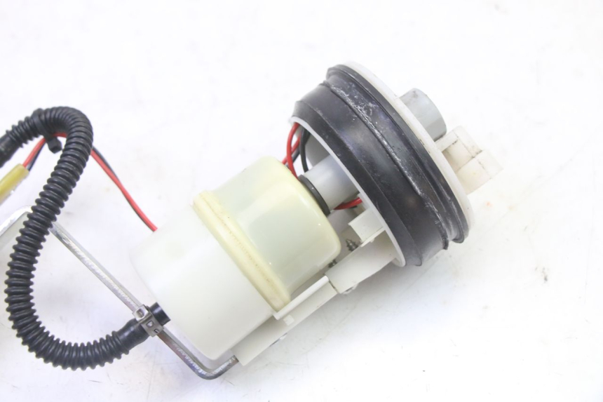 photo de FUEL PUMP PIAGGIO MP3 RL 250 (2006 - 2010) - Zoom on usage condition