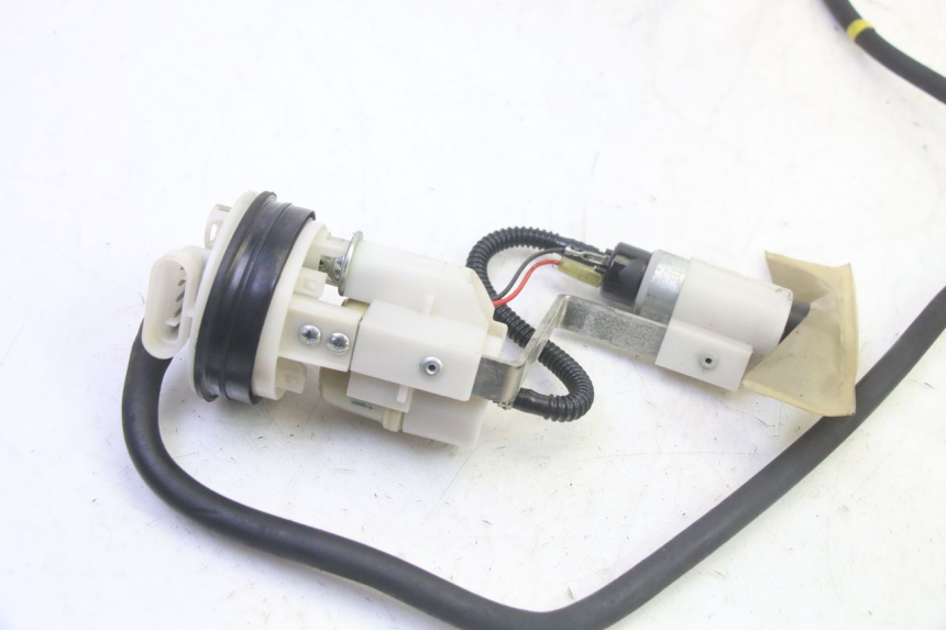 photo de FUEL PUMP PIAGGIO MP3 RL 250 (2006 - 2010) - Technical close-up