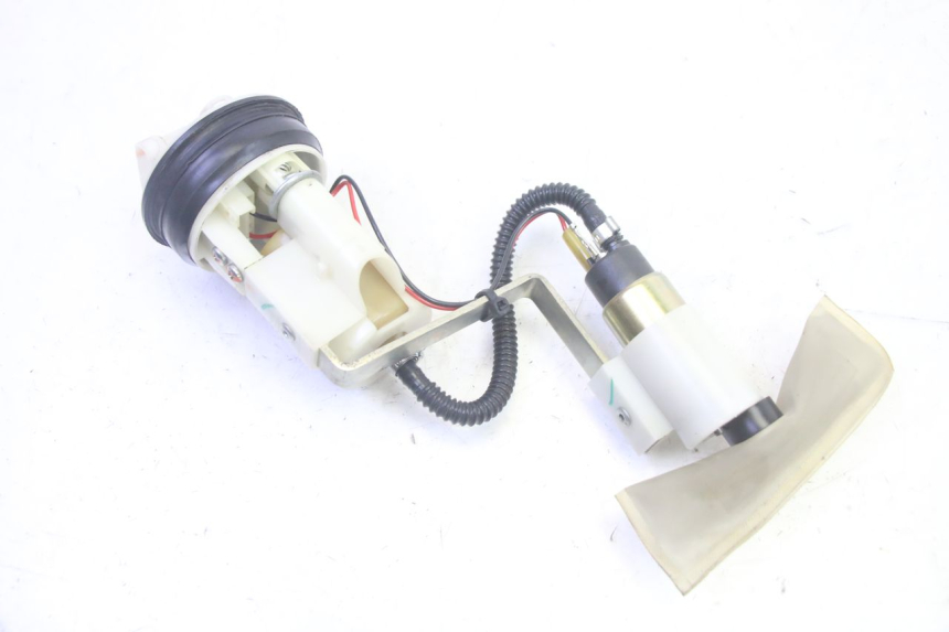 photo de FUEL PUMP PIAGGIO MP3 RL 250 (2006 - 2010) - Technical close-up