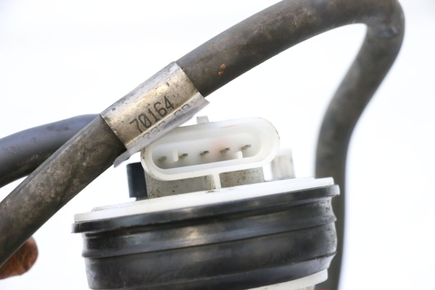 photo de FUEL PUMP PIAGGIO MP3 RL 250 (2006 - 2010) - Technical close-up