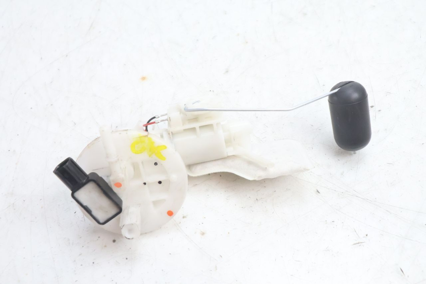 photo de FUEL PUMP YAMAHA N-MAX NMAX 125 (2021 - 2024) - Technical close-up