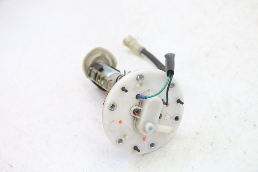 photo de FUEL PUMP KYMCO LIKE 4T 50 (2019 - 2025) - Alternative perspective