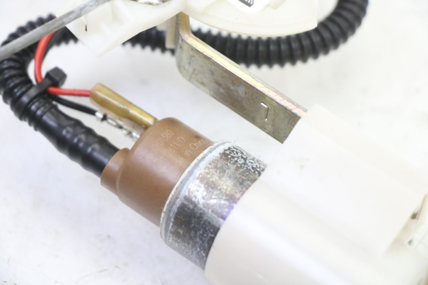 photo de FUEL PUMP GILERA NEXUS 125 (2009 - 2013) - Surface and material condition