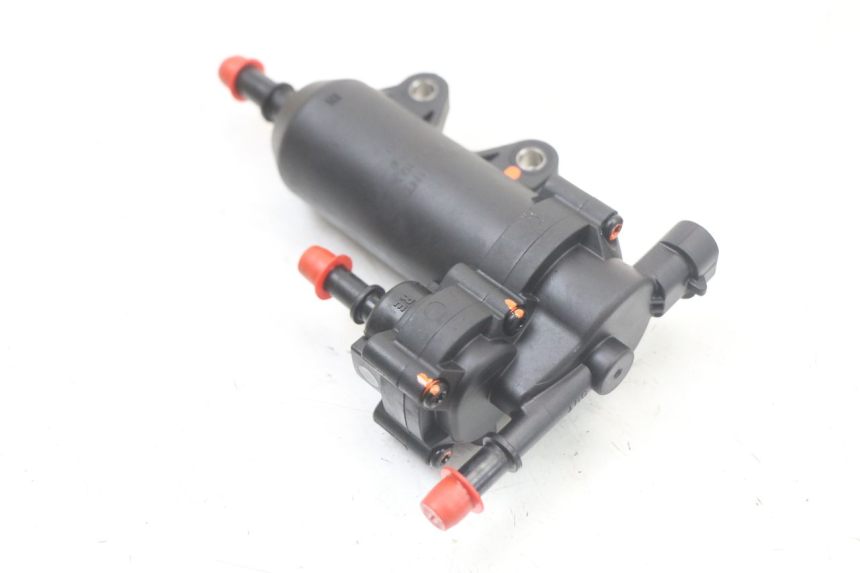 photo de FUEL PUMP PEUGEOT STREETZONE 4T 50 (2018 - 2023) - Zoom on usage condition