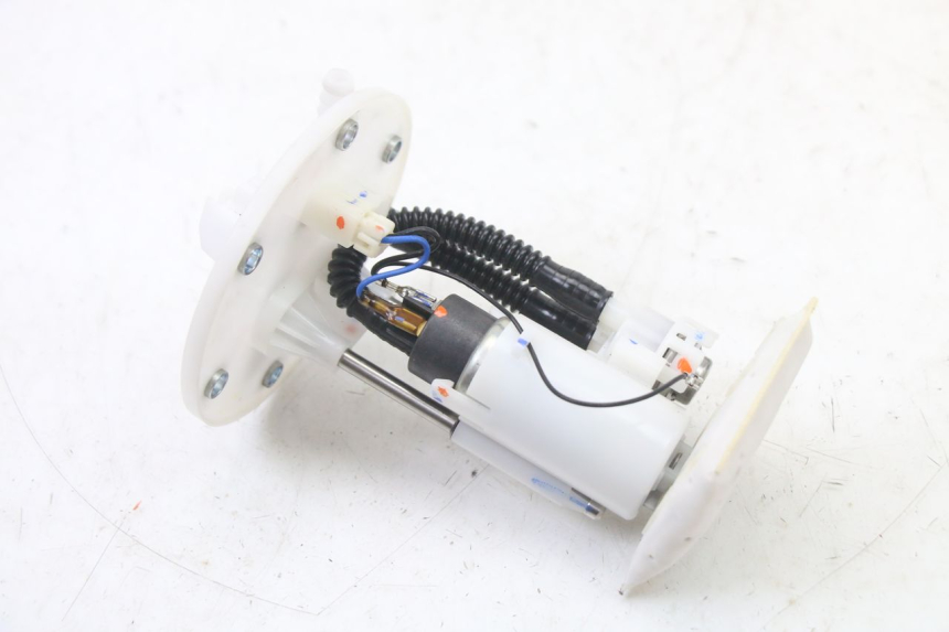 photo de FUEL PUMP PEUGEOT TWEET 4T 50 (2023 - 2025) - Technical close-up