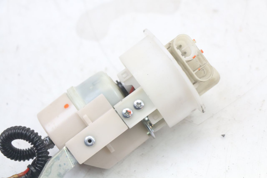 photo de FUEL PUMP PIAGGIO LIBERTY IGET 4T 50 (2021 - 2025) - Zoom on usage condition