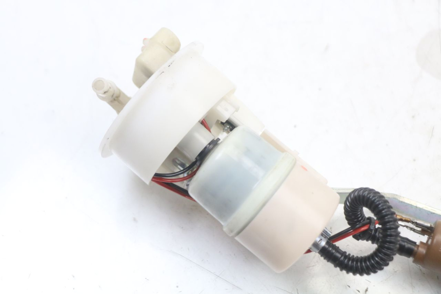 photo de FUEL PUMP PIAGGIO LIBERTY IGET 4T 50 (2021 - 2025) - Technical close-up