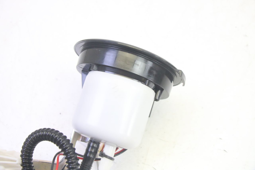 photo de FUEL PUMP BMW R GS 1250 (2021 - 2024) - Alternative perspective