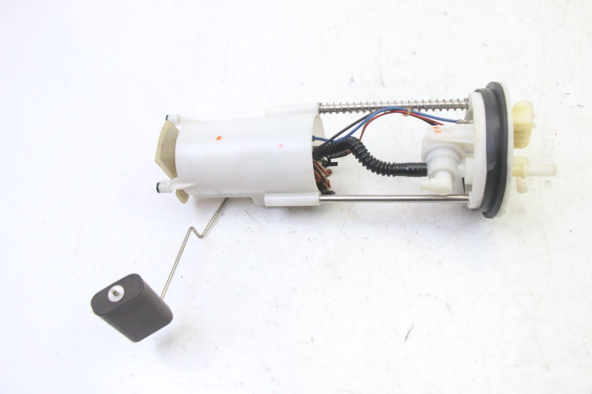 photo de FUEL PUMP PEUGEOT SATELIS 125 (2013 - 2018) - Zoom on usage condition