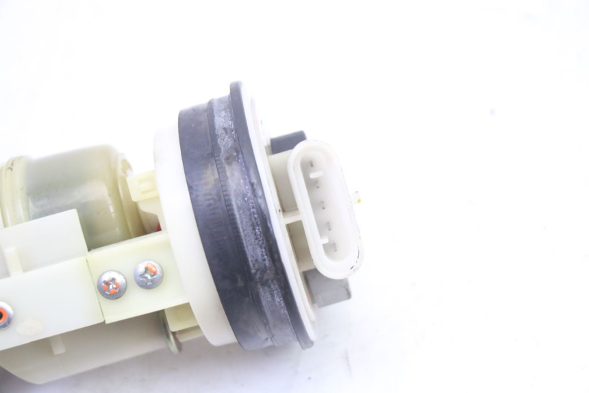 photo de FUEL PUMP PEUGEOT SATELIS 250 (2006 - 2012) - Component detail