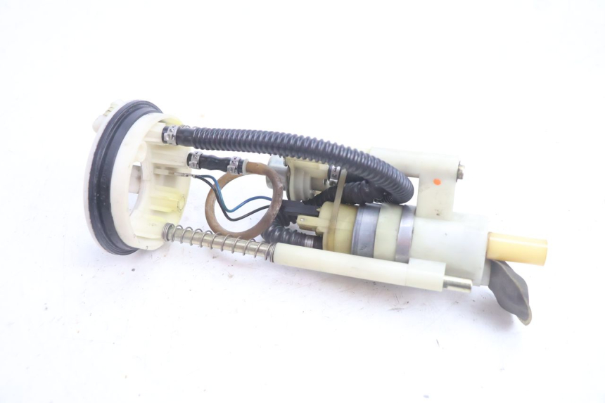 photo de FUEL PUMP PEUGEOT SATELIS 125 (2006 - 2009) - Technical close-up