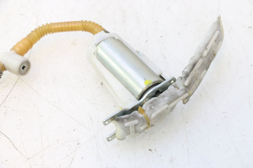 photo de FUEL PUMP MASH SEVENTY FIVE 125 (2013 - 2021) - Surface and material condition