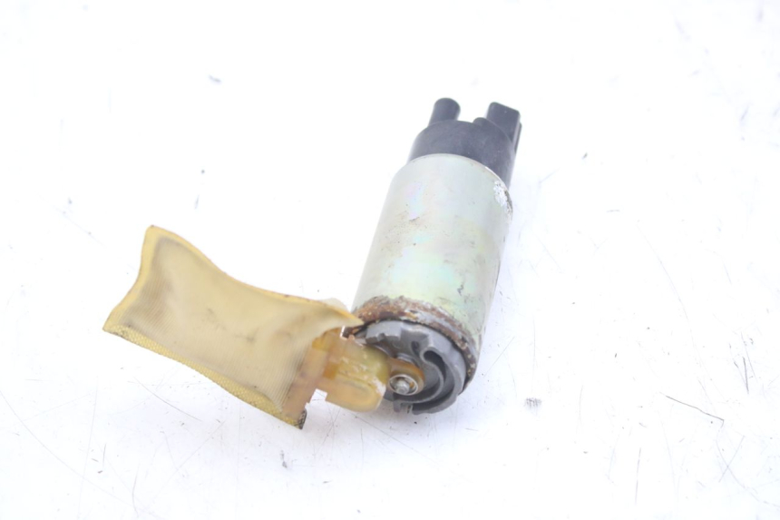 photo de FUEL PUMP TRIUMPH SPRINT ST 955 (1999 - 2001) - Alternative perspective