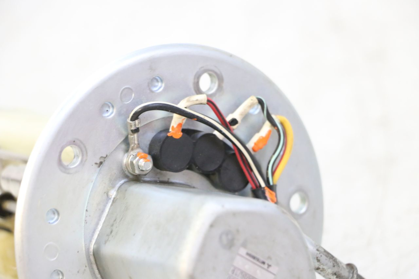 photo de FUEL PUMP SUZUKI SV S 650 (2003 - 2009) - Additional view of the item