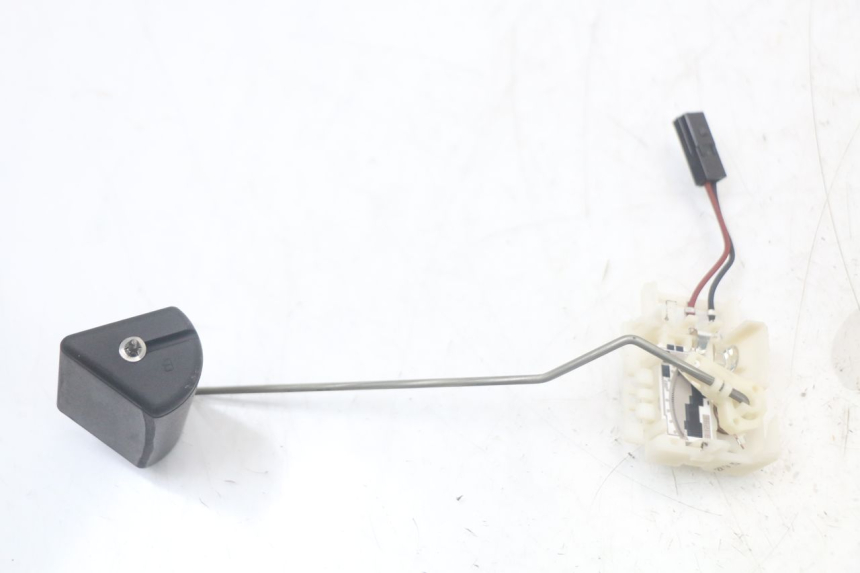 photo de FUEL PUMP YAMAHA TDM ABS 900 (2002 - 2014) - Surface and material condition