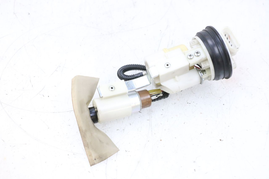 photo de FUEL PUMP PIAGGIO VESPA GTS SUPER IE 125 (2009 - 2016) - Additional view of the item