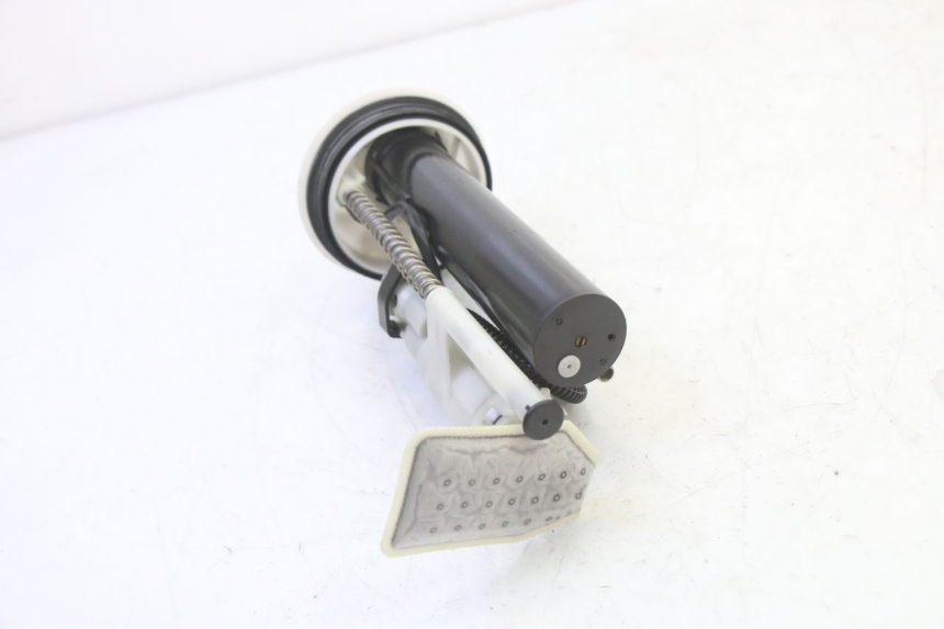 photo de FUEL PUMP YAMAHA X-MAX XMAX 125 (2010 - 2013) - Fixing points details