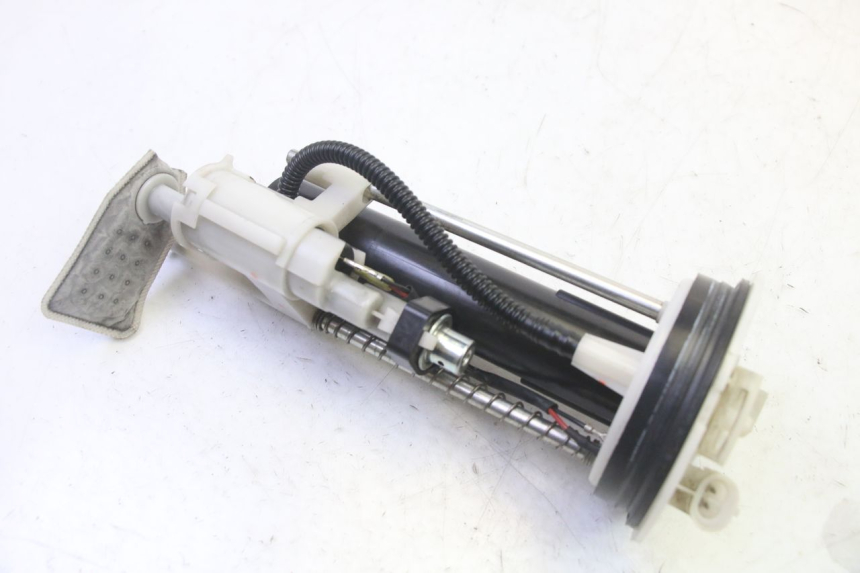 photo de FUEL PUMP YAMAHA X-MAX XMAX 125 (2010 - 2013) - Zoom on usage condition