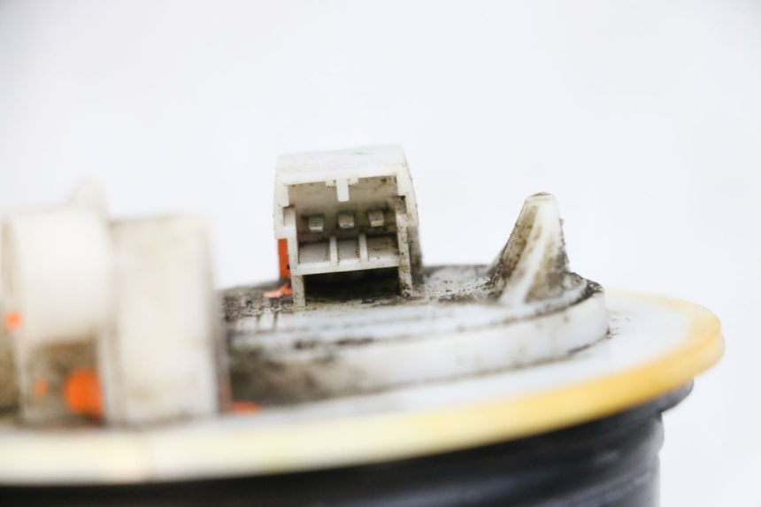 photo de FUEL PUMP YAMAHA X-MAX XMAX 125 (2010 - 2013) - Zoom on usage condition