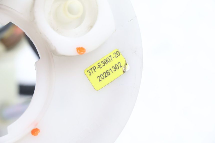photo de FUEL PUMP YAMAHA X-MAX XMAX 125 (2010 - 2013) - Technical close-up
