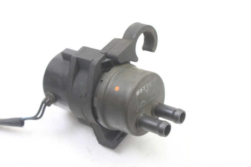 photo de FUEL PUMP YAMAHA FZS FAZER 600 (2001 - 2003) - Alternative perspective