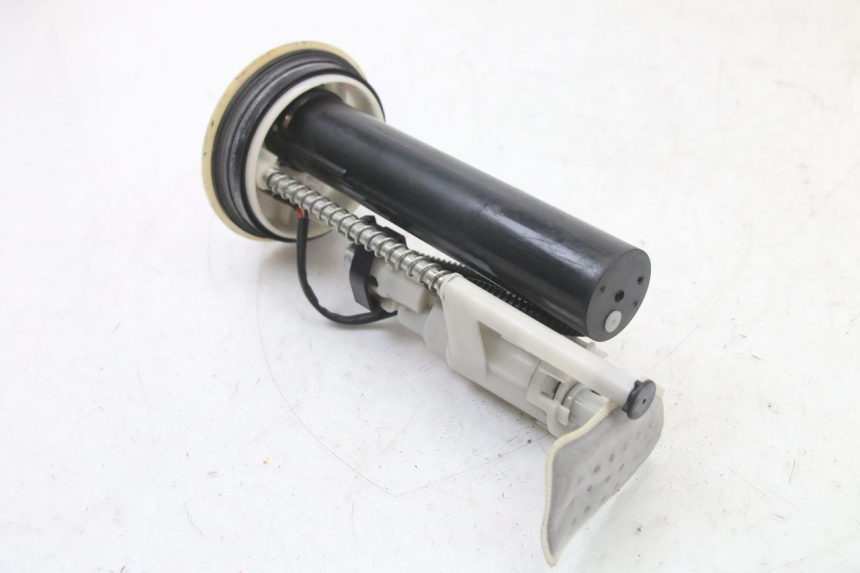 photo de FUEL PUMP YAMAHA X-MAX XMAX ABS 250 (2010 - 2014) - Fixing points details