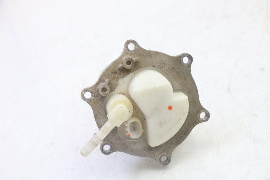 photo de FUEL PUMP YAMAHA YZ-F YZF 250 (2014 - 2018) - Technical close-up