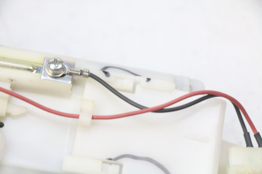 photo de FUEL PUMP KAWASAKI Z 650 (2016 - 2019) - Surface and material condition