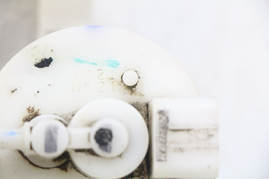 photo de FUEL PUMP PIAGGIO ZIP 4T 50 (2018 - 2020) - Alternative perspective