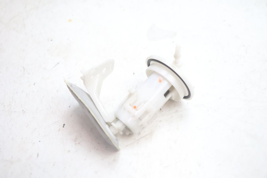 photo de FUEL PUMP PIAGGIO ZIP 4T 50 (2018 - 2020) - Fixing points details