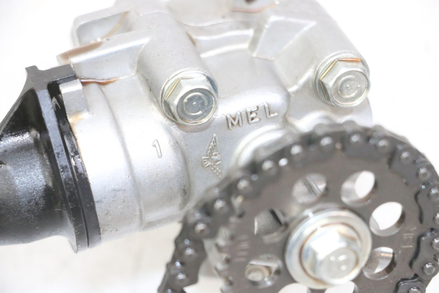 photo de OIL PUMP HONDA CB R 1000 (2018 - 2023) - Zoom on usage condition