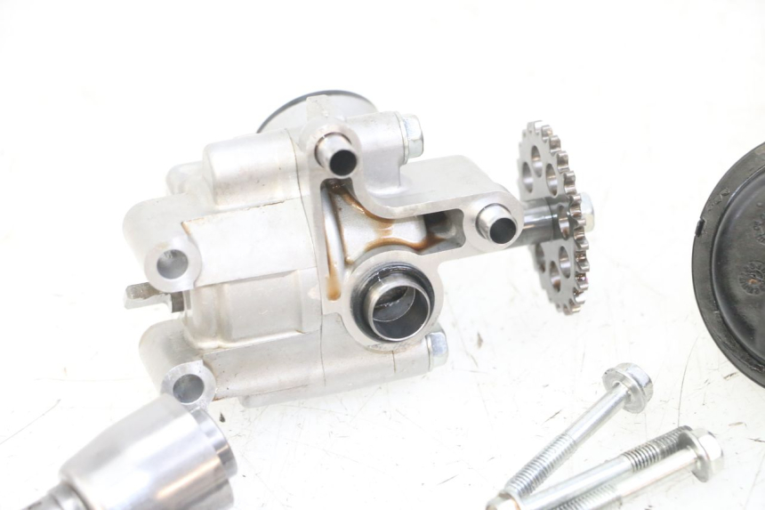 photo de OIL PUMP HONDA CB R 1000 (2018 - 2023) - Product overview
