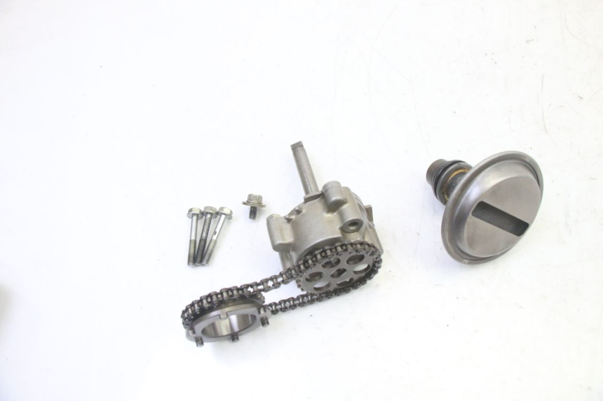 photo de OIL PUMP HONDA CBR RR FIREBLADE 900 (1992 - 1994) - Main view