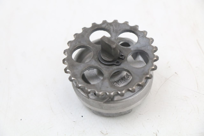 photo de OIL PUMP KYMCO DINK STREET 125 (2009 - 2014) - Alternative perspective