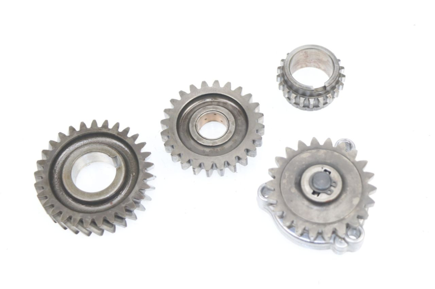 photo de OIL PUMP SUZUKI DR DJEBEL 600 (1985 - 1990) - Main view